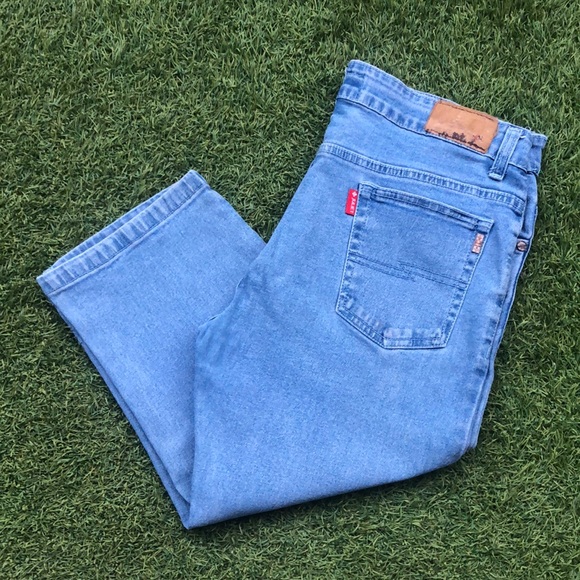 Denim - Denim capri 💙